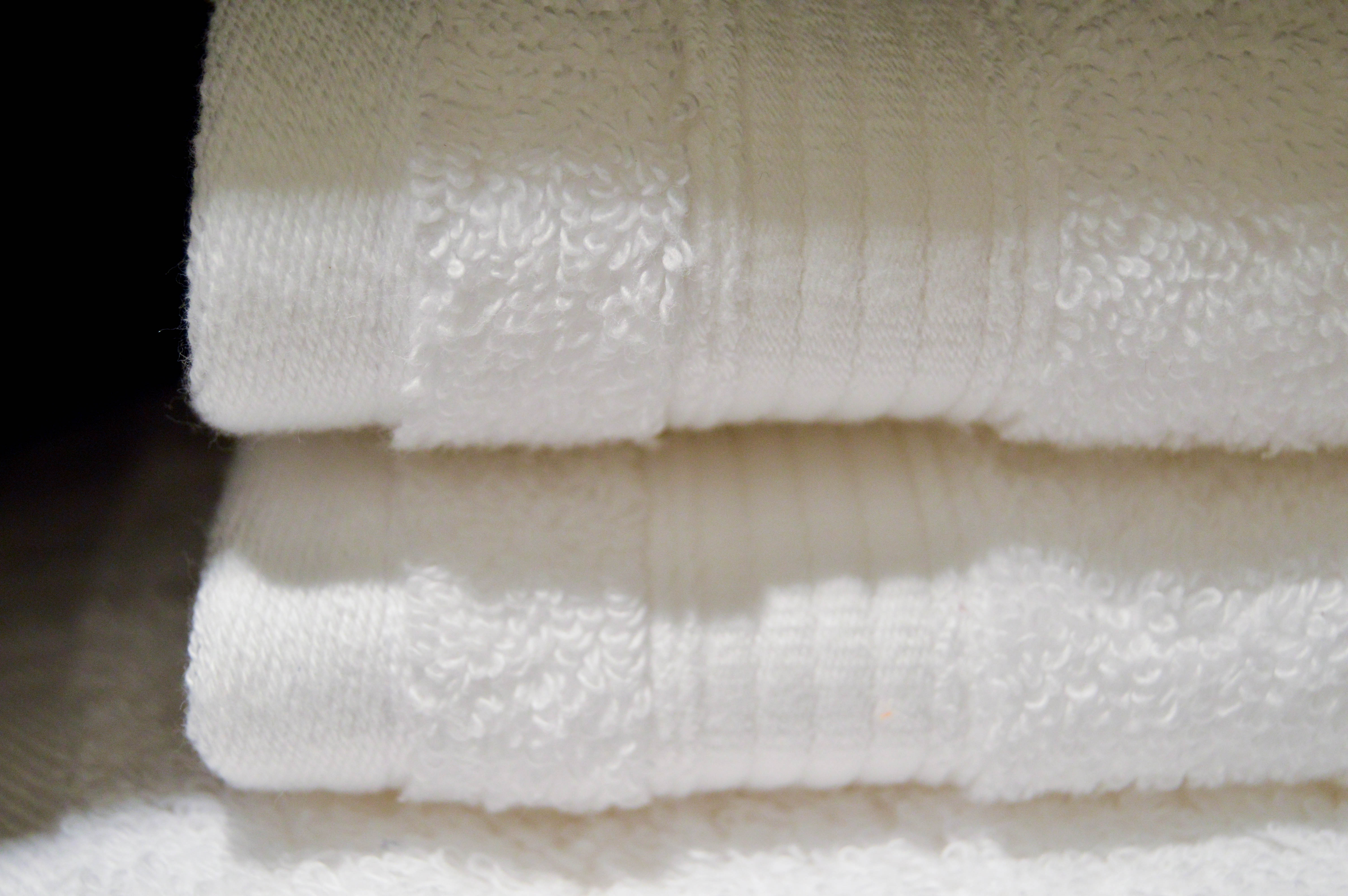 White towels: Bathroom Summer Refresh