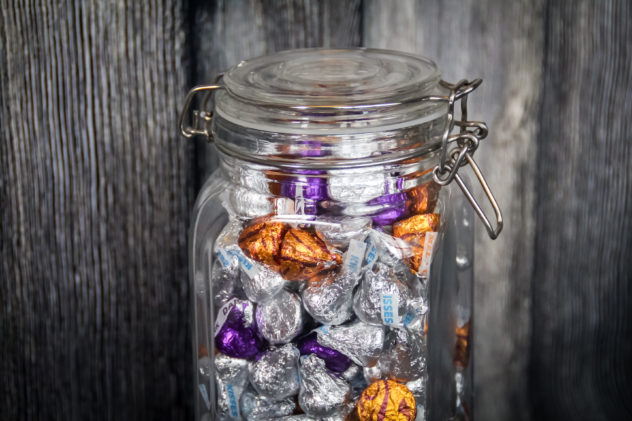 Halloween Candy Table & Party Ideas