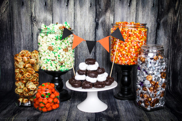 Halloween Candy Table & Party Ideas