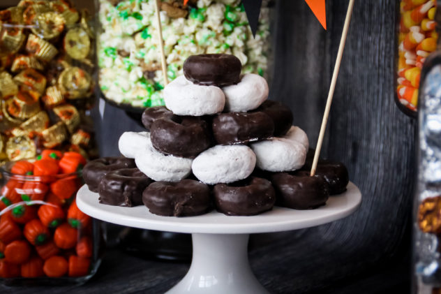 Halloween Candy Table & Party Ideas