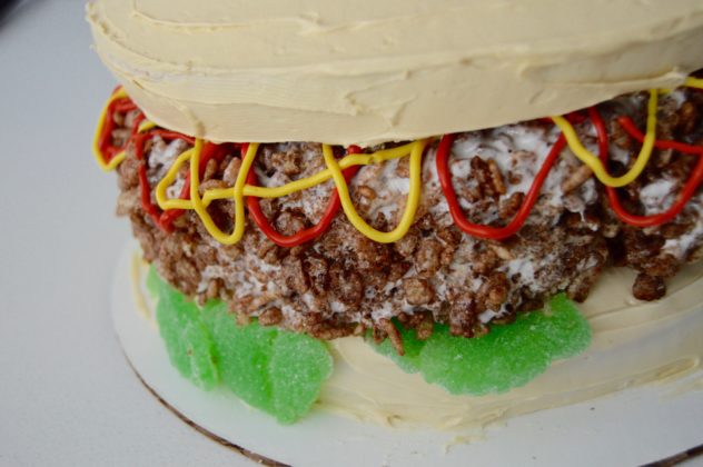 burger cake; realistic burger and fries on whipped cream - YouTube