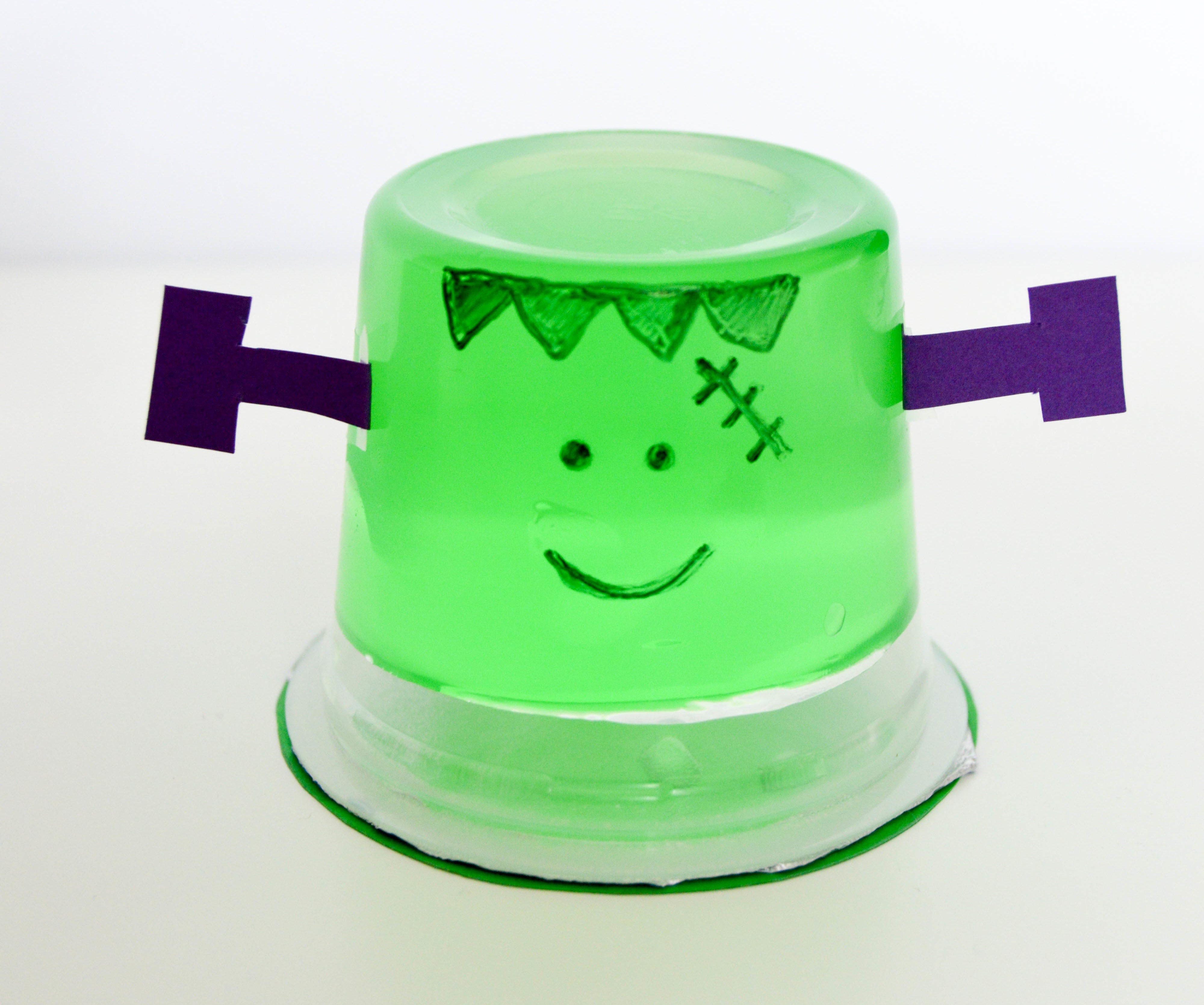 Halloween Pudding Cups & Jello Cups | Cute and easy Frankenstein green jello cup