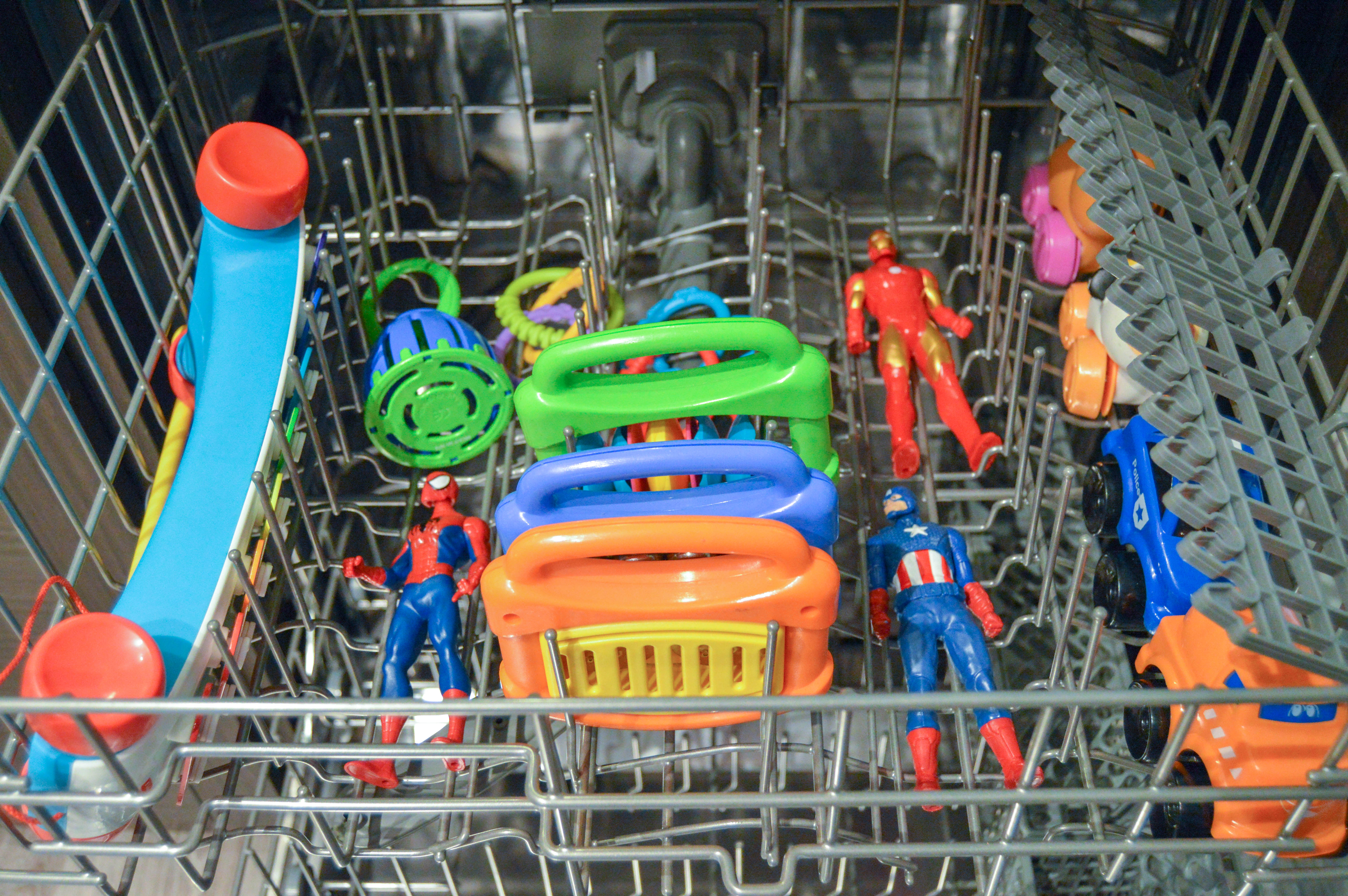 Kids Toys: Seven surprising things you can wash in the dishwasher. Kitchen dishwasher hack for cleaning normal objects around the home like kids toys, toothbrushes, and tools. Cool kitchen hacks and tips.