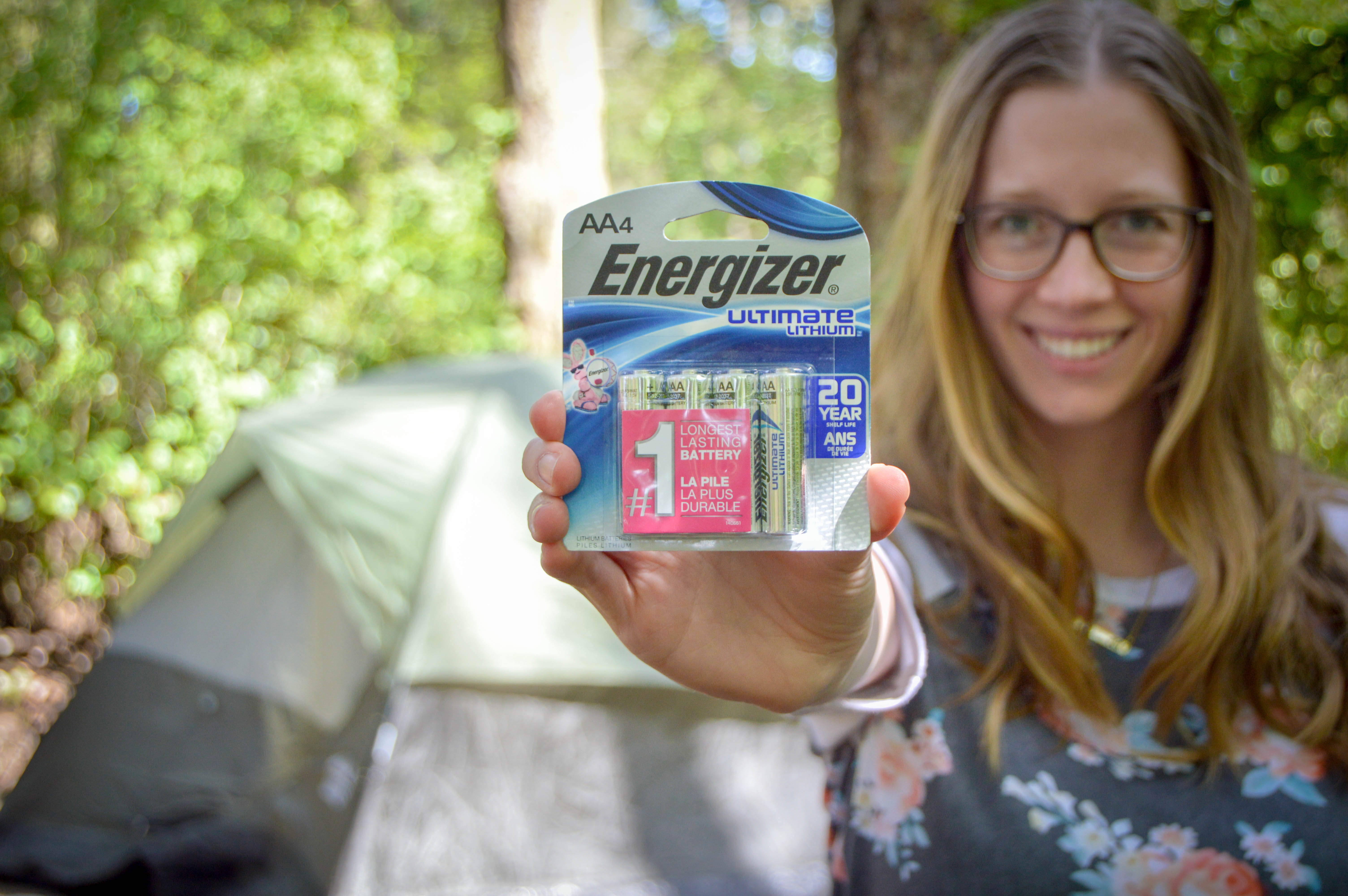 AA Energizer® Ultimate Lithium™ batteries for your flashlight