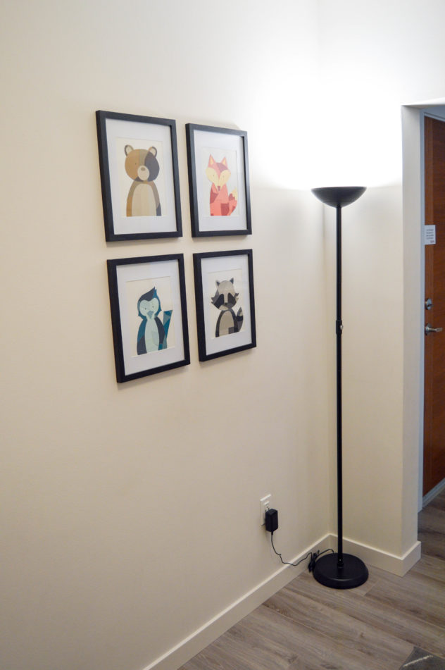 Home Staging: home office animal wall decor and floor lamp