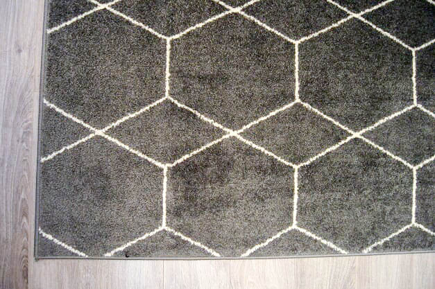Home Staging: home office rug