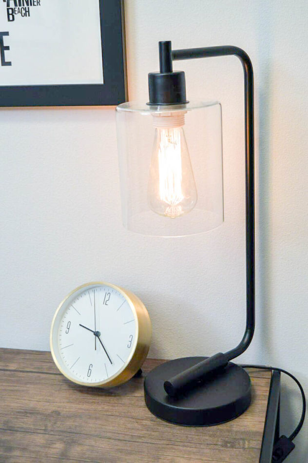 Home Staging: home office desk decor masculine industrial black iron glass shade edison bulb table lamp