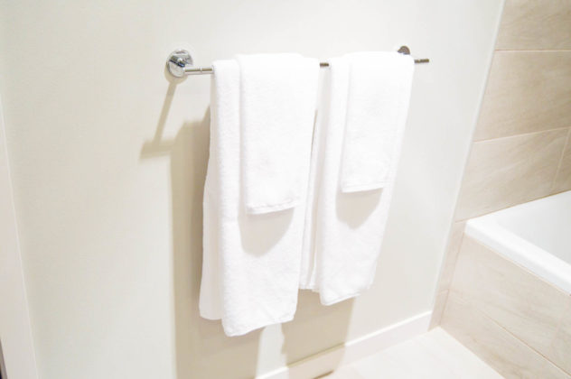 Home Staging: How to stage your towels in your bathroom