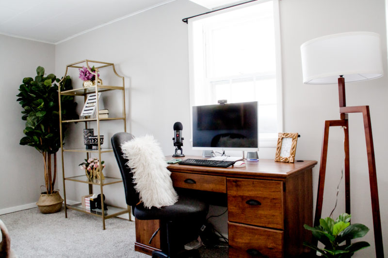 Home Office Makeover & Mia Lamp Giveaway! - The DIY Lighthouse