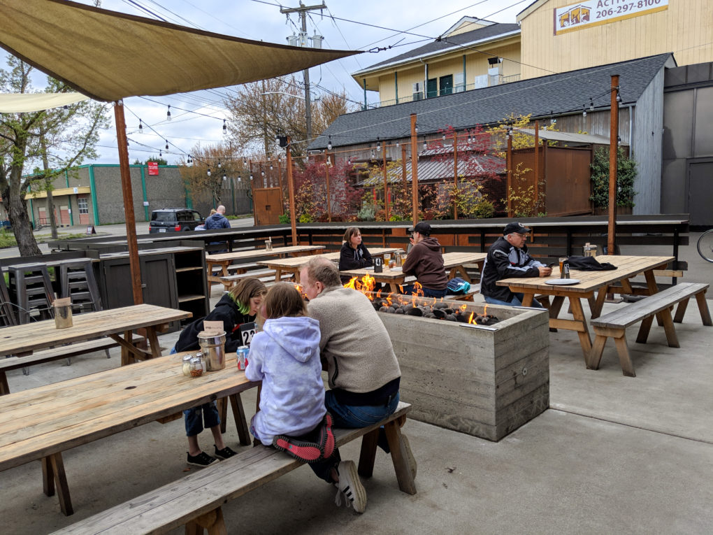 Frelard Pizza restaurant - How to visit Seattle with kids on a 3 day trip. Where to eat.